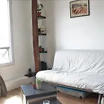 Superb Studio Near Montmartre