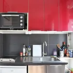 Superb Studio Near Montmartre